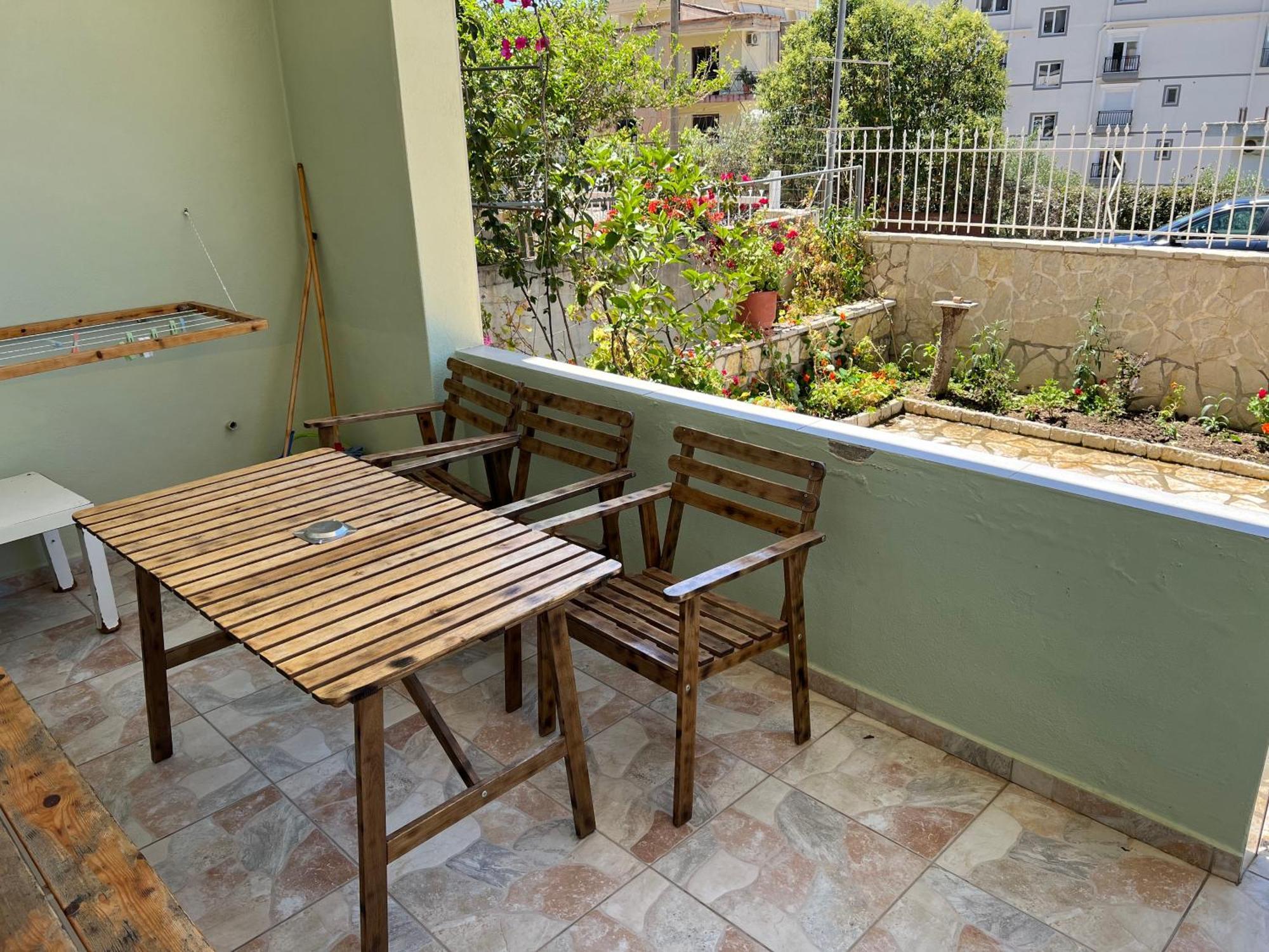 Golden Apartment Sarandë Exterior foto