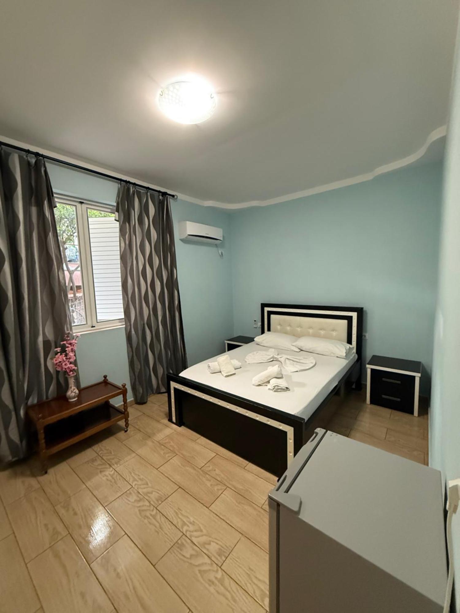 Golden Apartment Sarandë Exterior foto